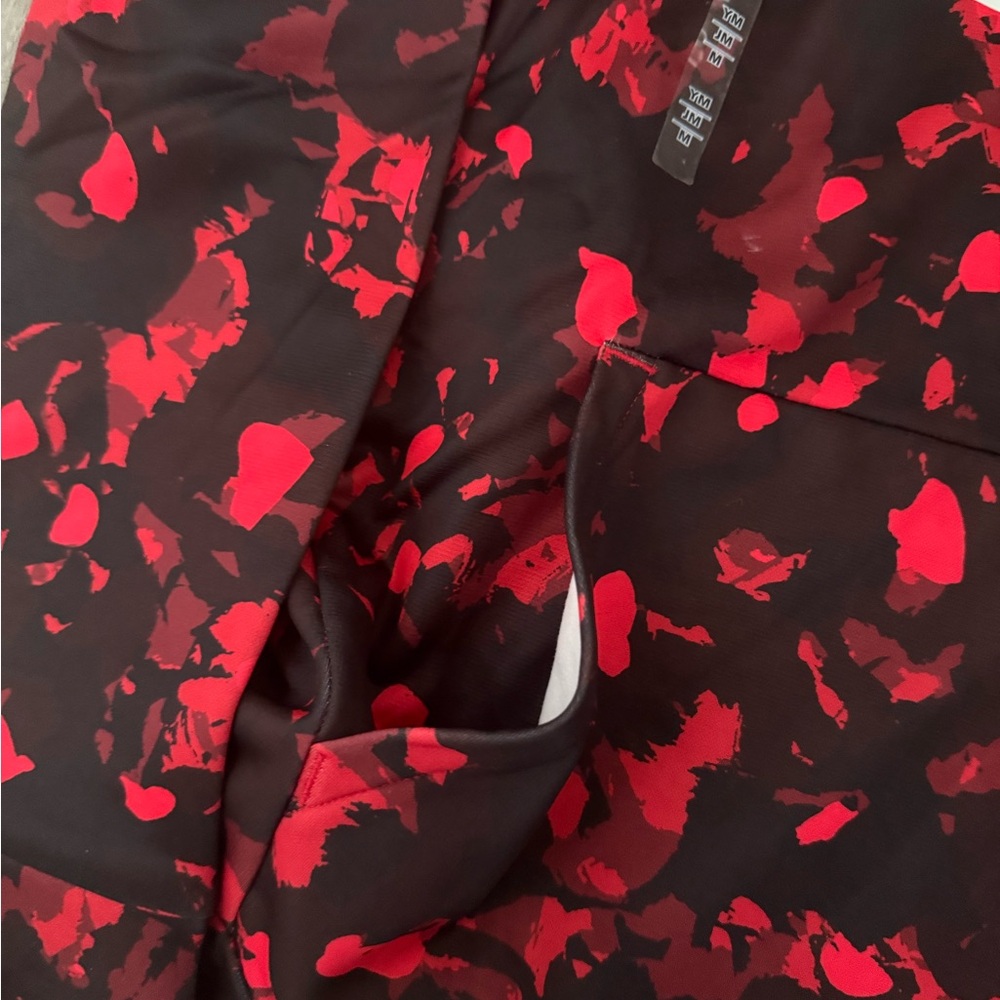 Under Armour Kids Red and Black Camo Hoodie Medium - Picture 3 of 5